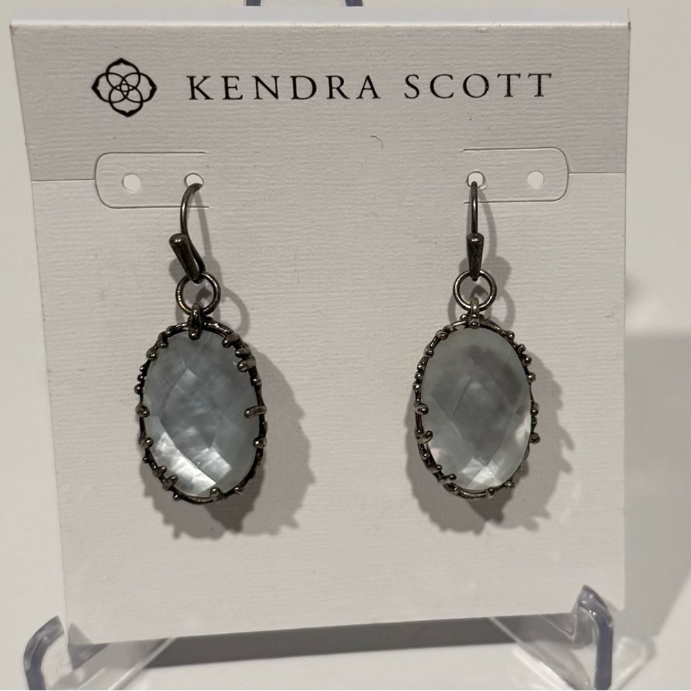 🦄Vintage Kendra Scott Janet (Gunmetal) Price Firm
